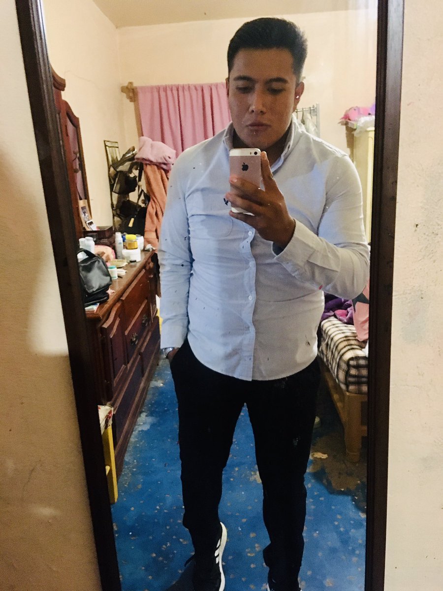 De webos aún sigo con un #iPhone5SE 
Ni peso, hay otros gastos pa’darle prioridad 

2024 🔥🦍🌿