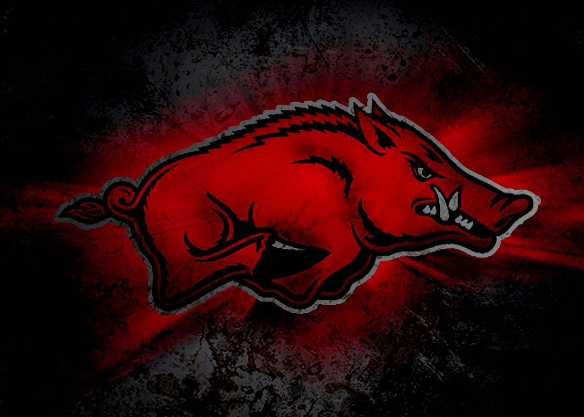 justinhasenhuet's tweet photo. Blessed to receive an offer from @RazorbackFB @CoachMateos 🐗🐗@coachdtwhite @JeremyO_Johnson  @MattDeBary 
@theUCReport @DemetricDWarren 
@Rivals_Clint @Swiltfong247 @adamgorney @MohrRecruiting @chadsimmons_ 
@DAWGHZERECRUITS @gridironimports #Built4Ships blessed to see the 30 https://t.co/bE40WgGQGt