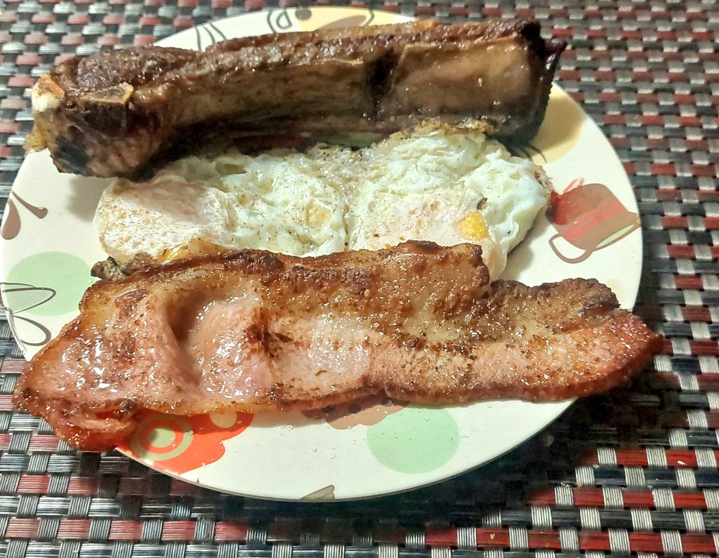 3LuisVictoria3's tweet photo. ¿Están listos para su #PinkTrio?
🥩🥓🍳 
💗

#WolrdCarnivoreMonth 
#MexicosOnlyCarnivore https://t.co/25NpxNCUJq