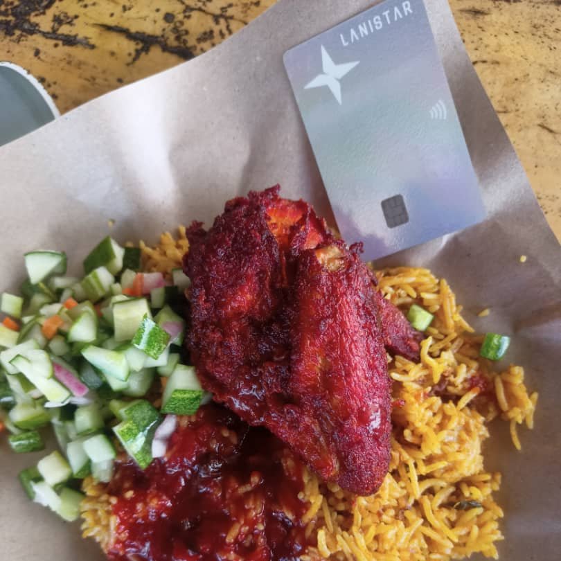 KhalifahMedia's tweet photo. Yang mana selalu lalu depan Hospital Sultanah Bahiyyah mesti pernah singgah makan nasi ayam tanam kan?
Pre-register now https://t.co/ivatAKnI0f
Lanistar #lanistar #Ad https://t.co/AuIMf6CxnY