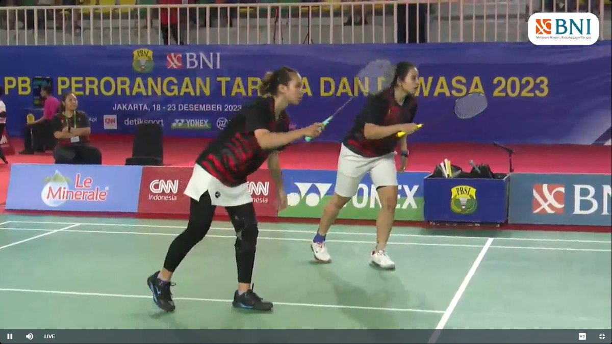 Kalo melihat dua Srikandi bertarung begini, duh jadi semangat nontonnya ,semoga menang Yahhh
#BNIKejurnas2023