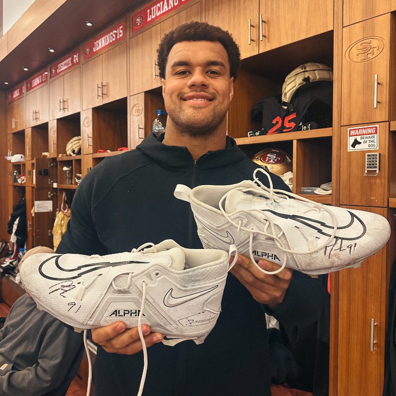 San Francisco 49ers (@49ers) on Twitter photo Kicking off our #ProBowlVote sweeps with our #WPMOY!
RT for the chance to win a pair of <a href="/arikarmstead/">Arik Armstead</a> signed cleats π #WPMOYChallenge
No purchase necessary. Official rules: 49rs.co/3RSEUEP Kicking off our #ProBowlVote sweeps with our #WPMOY!
RT for the chance to win a pair of <a href="/arikarmstead/">Arik Armstead</a> signed cleats π #WPMOYChallenge
No purchase necessary. Official rules: 49rs.co/3RSEUEP