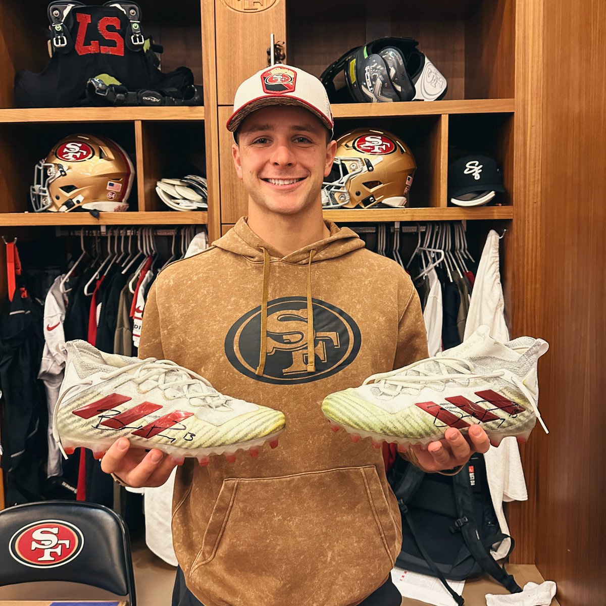 #ProBowlVote for Purdy! RT for the chance to win signed cleats from @brockpurdy13 🎁 No purchase necessary. Official rules: 49rs.co/3RSEUEP