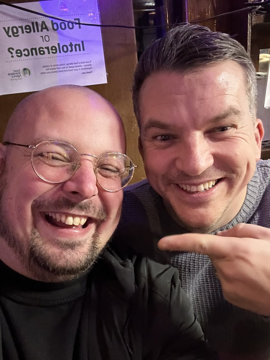 danfm100's tweet photo. @tobytarrant guess who I ran into tonight. One and only stumpy! @RadioX @Pipskin https://t.co/q4qCxlSZa5