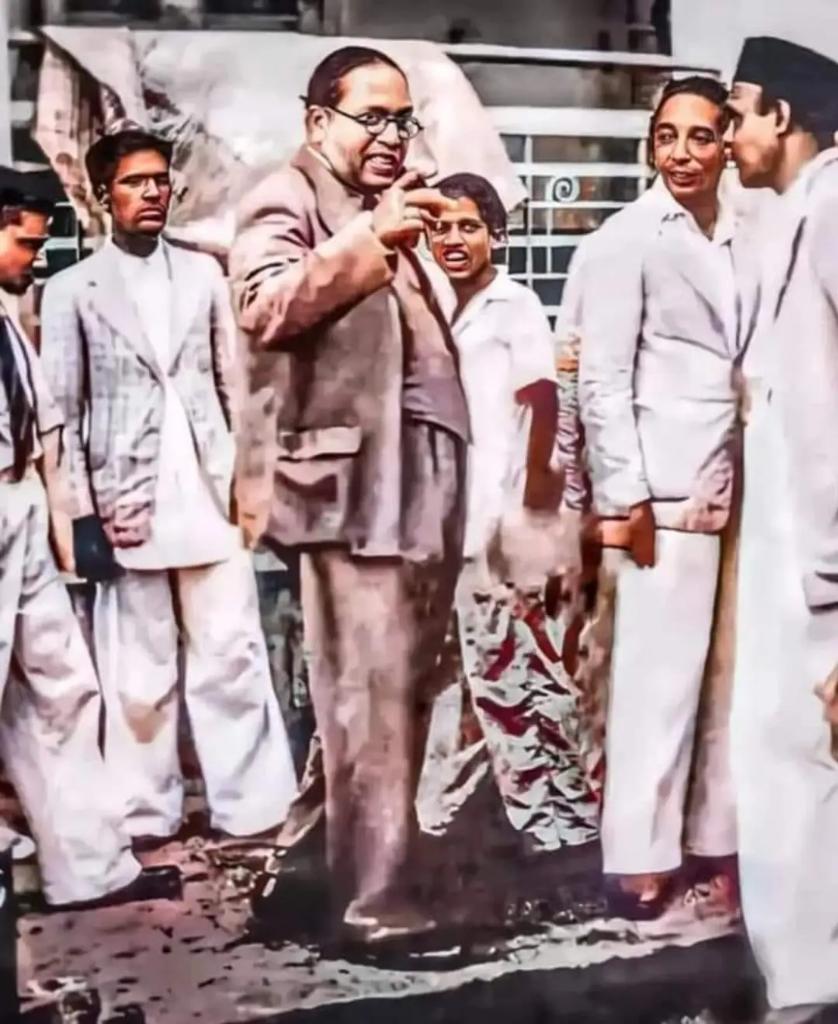 AnilGangleJi's tweet photo. सभी सम्मानित साथियों को क्रांतिकारी #जयभीम 

इस ट्वीट को रीट्वीट करने वाले सभी सम्मानित मित्र एक दूसरे को फॉलो करें 100% FB

और कमेंट बॉक्स #जयभीम जरूर लिखे https://t.co/KFoHYV0ai6