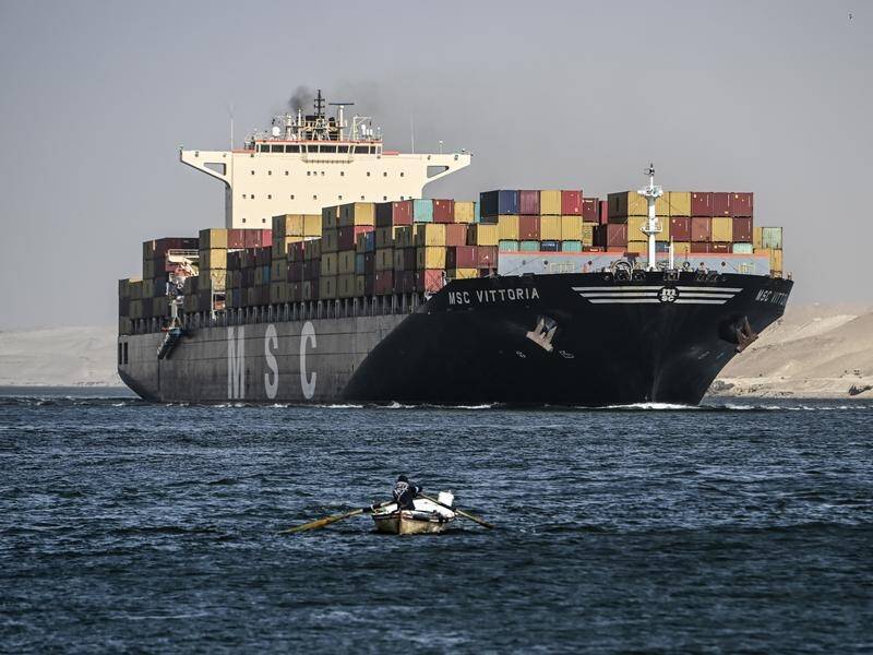 al_mukhbir's tweet photo. Breaking News: The U.S. asserts that Iran is "deeply involved" in Red Sea attacks on commercial vessels

#IranInFocus #RedSeaTensions #USForeignPolicy #BreakingNews #GeopoliticsUpdate #America #Israel #Hamas #IndianArmy #Catholics https://t.co/QRYtuPU0m0