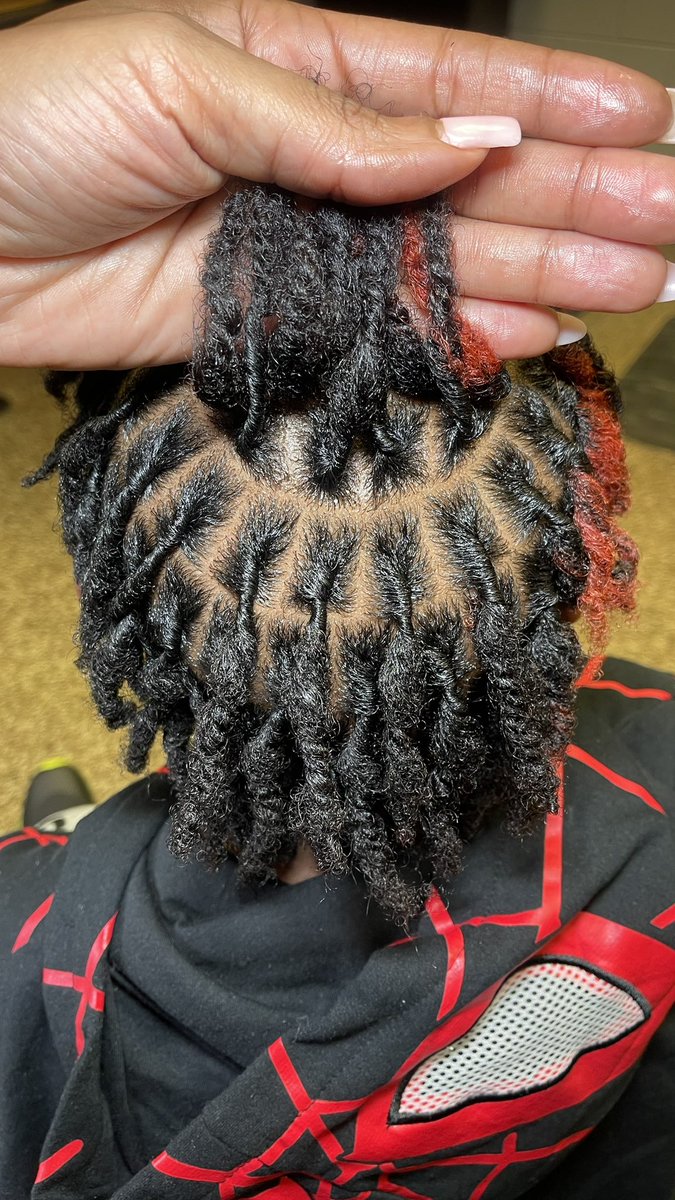 sin_quest's tweet photo. Do me a favor! Click here ➡️ https://t.co/aNmwx9tMLa

Start your loc journey as a New Year’s resolution 🤞🏽 https://t.co/jSIGAuwKD1