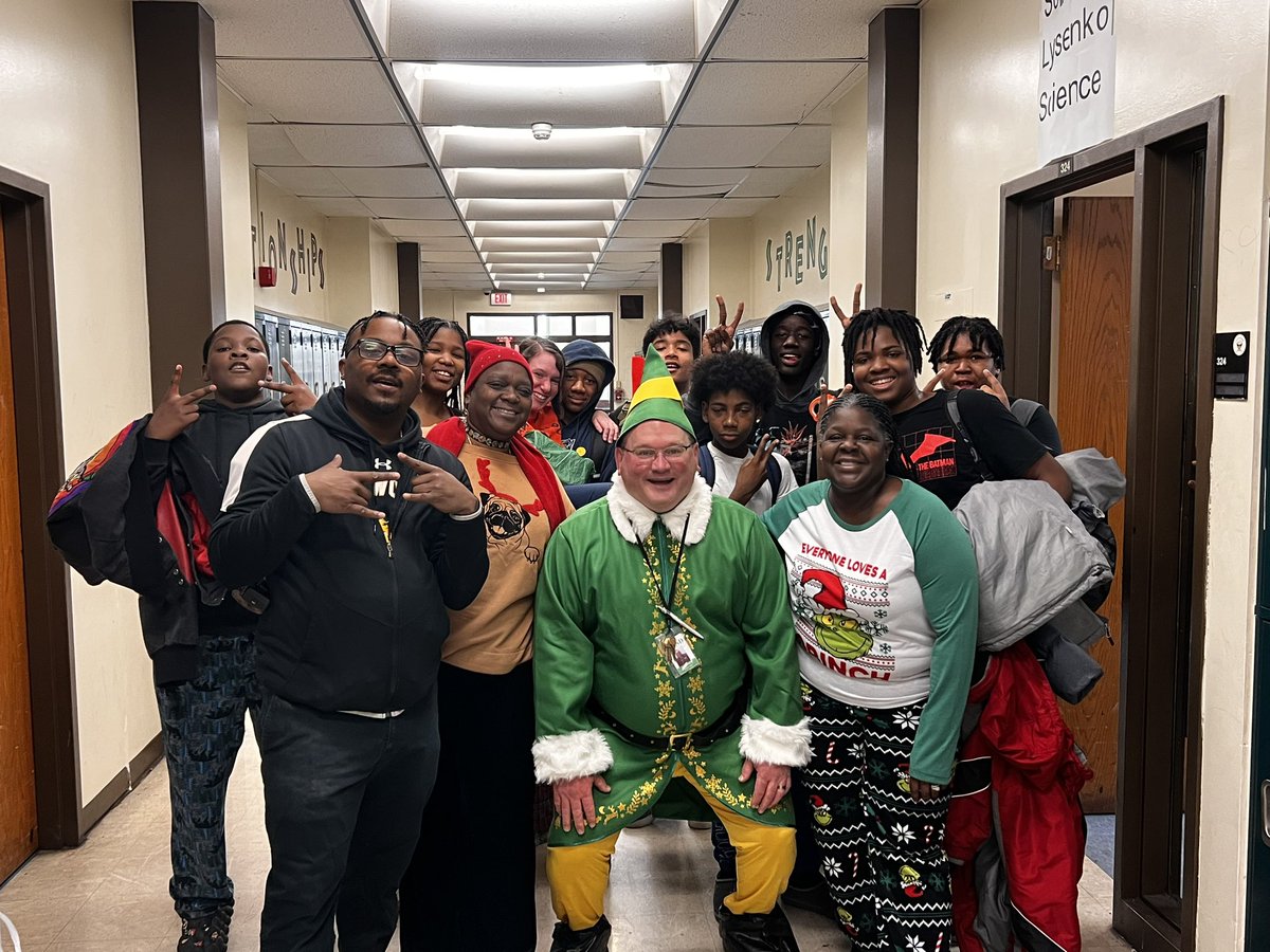 Dr. Alice Holloway Young School of Excellence tweet media