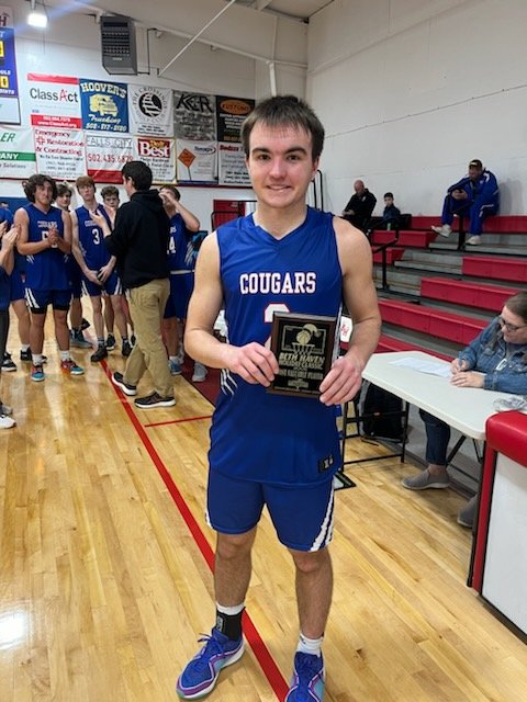 BethHavenHoops's tweet photo. Game MVP's at the 39th Annual Beth Haven Holiday Classic Day 2. Hunter Fleming (CEC), AJ Lee (Bullitt Central), Levi Langley (@BethHavenHoops ), AJ Davis @RyleRaiderbball https://t.co/emjT70naNm