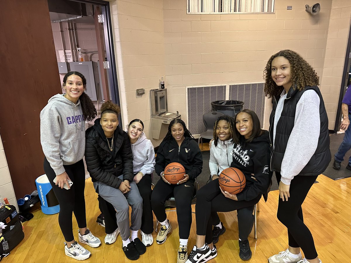 Some of our favorite faces … Lady Tiger Alumni in the building tonight!! 💜🏀 Family Forever! So good to see you, ladies!