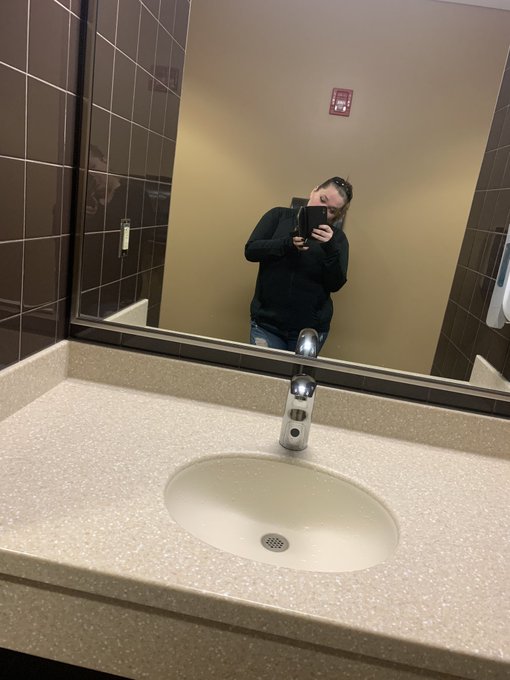 Just a me day https://t.co/r0SjwoCHTR