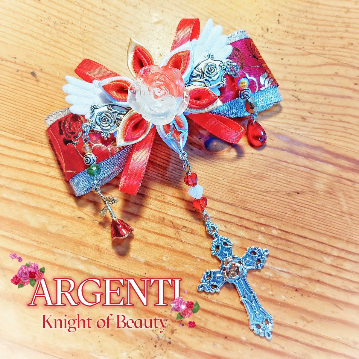 wyrrdrune's tweet photo. #Argenti #hairclip up for adoption at SGD30 🌹🌹🌹

#wyrrdrune #asiacomicsexpo #honkaistarrail #HSR #星穹铁道 #handmade #jewelry #accessory #sgmaker #sgcrafter #sghandmade #sgartist #artist #sg #singapore #シンガポール https://t.co/3JUmYVcFFZ