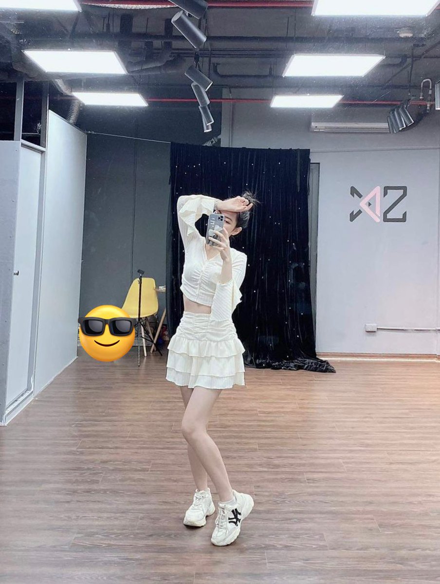 Linh Đàm tweet media