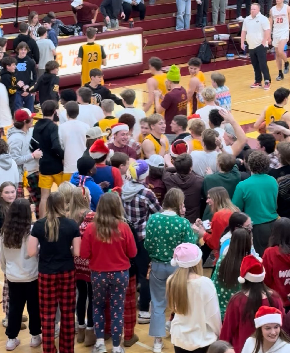 Forest Lake Rangers tweet media