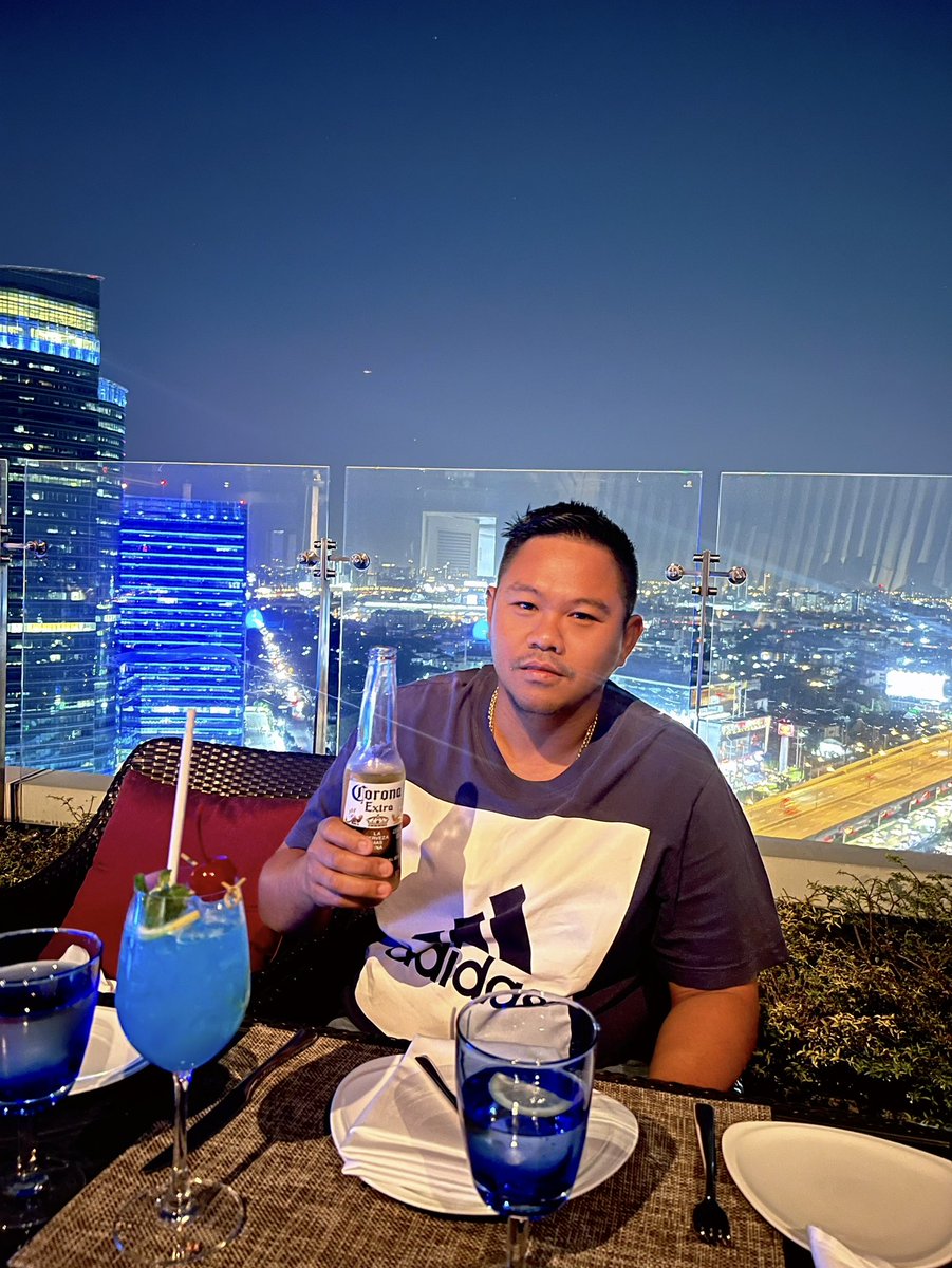 golf_eest's tweet photo. 🥂🥂🥂🥂🥂🥂 https://t.co/TGISA7tUS8