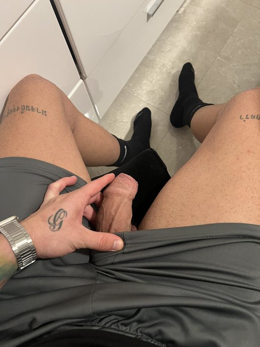 He just slips out every time 😩   Someone help 🆘   Need your throat! https://t.co/O9Cy1WqLnm