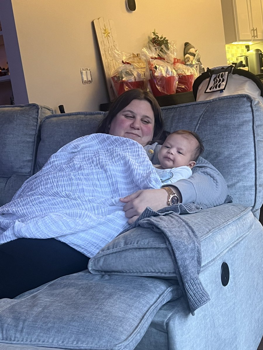 lflaum's tweet image. Best day meeting and hanging out with my new best friend Kash 💙💙💙 #auntlife