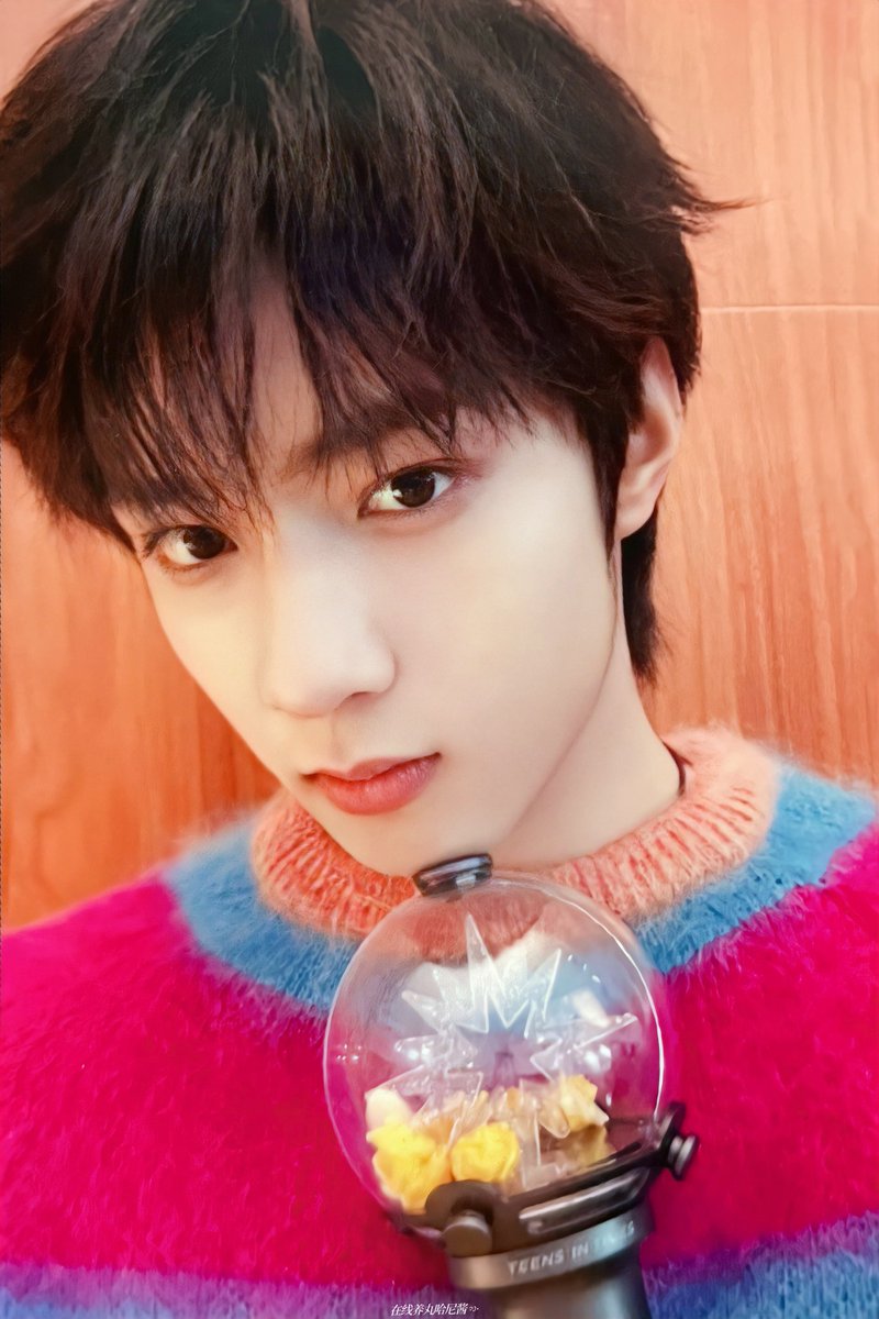 liu_yao_wen's tweet photo. 🐺饭修｜时代少年团二代官方应援棒小卡

-

好米喔🥰

-
©️授权：在线养丸哈尼酱

#刘耀文的秘密花园

#刘耀文 #liuyaowen #류야오원
#tntliuyaowen #时代少年团 #teensintimes https://t.co/NaBXCWLmxU