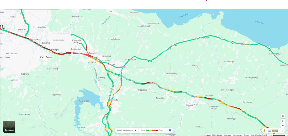 hrdbacot's tweet photo. Mana liat yang kejebak macet di Japek dan Cipali 

Liat gmaps: https://t.co/2eFY5c614x