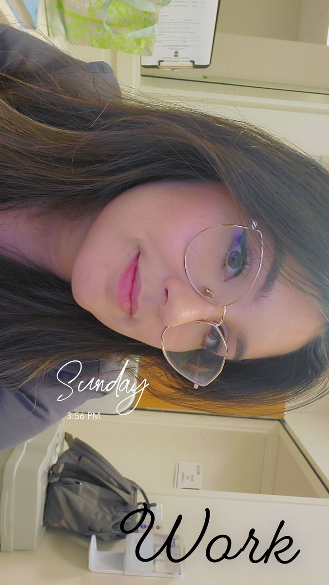 isparkle7's tweet image. Dang,  can't believe I lost my glasses,  time for new ones anyways. Smh!