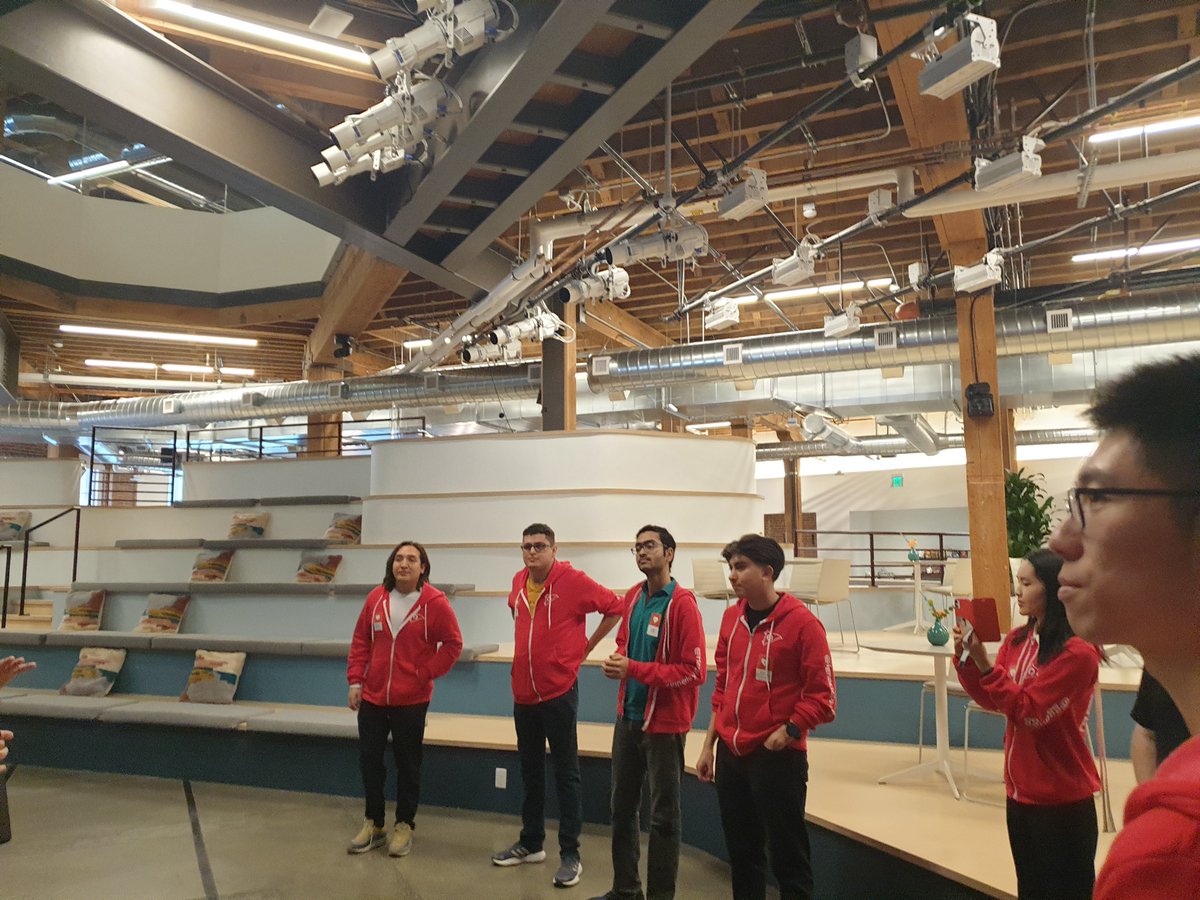 uwogdsc's tweet image. Pictures from our visit to @github HQ in SF during #GitHubUniverse #GitHubUniverse2023 #GitHubCampus #GitHubCampusExperts #GitHubCampusExpert Thank you for this opportunity!