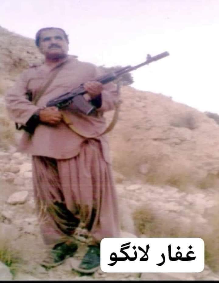 AbuzarGhaf314's tweet photo. تصویر میں
ڈاکٹر ماہرنگ بلوچ
کے والد ہیں جو کہ نہایت شریف النفس انسان تھے
کبھی چیونٹی بھی نہیں ماری زندگی میں
ساری عمر خدمت خلق اور پہاڑوں پر یادِ خدا
میں مصروف رہے۔۔۔۔۔۔🤗
#MahrangBaloch #blochistan @MahrangBaloch_ #MissingPerson #MissingBalochs https://t.co/73WP1ncKWT