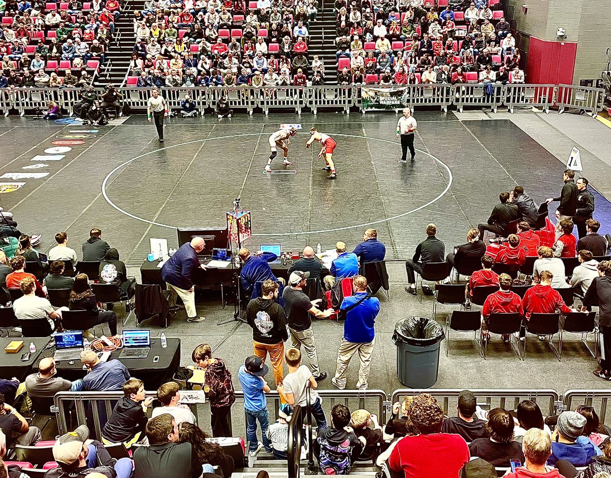 patricksimpson_'s tweet photo. Collegiate Duals recap: what a great success. 
1. Seeing the awestruck kids, watching and getting autographs reminded me of me as a kid. 
2. The coaching staffs were great. Many of them I know from over the years competing with/for/against them. Some great men and leaders. https://t.co/hqIVP8uSeb