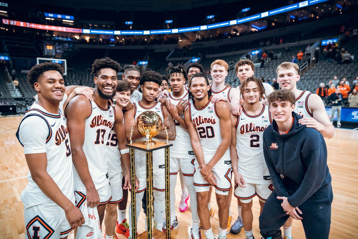 IlliniMBB's tweet photo. Back where it belongs

#Illini | #HTTO | #EveryDayGuys https://t.co/cpLBvrdwK2