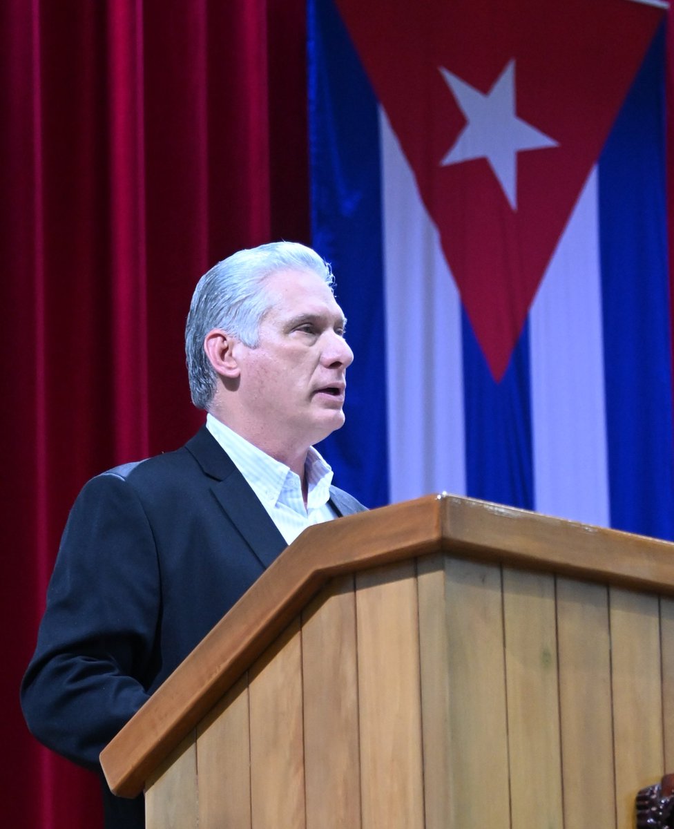 SuselyMorfaG's tweet photo. @DiazCanelB: “Hagamos posible los sueños y hasta los imposibles”.

#EstaEsLaRevolución 🇨🇺
#JuntosXCuba 
#MatancerosEnVictoria https://t.co/gytZAe6L5y
