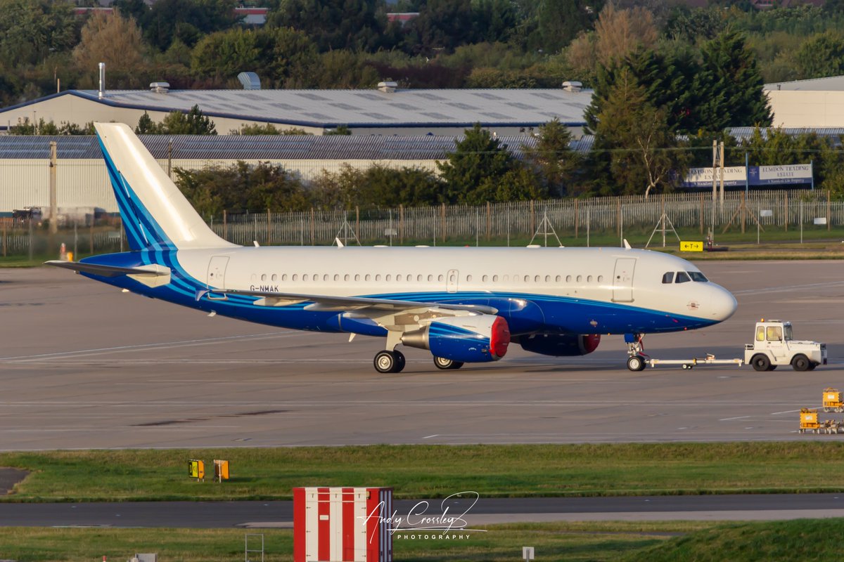 AeroAndyUK's tweet photo. Private | Airbus 319 | G-NMAK
Now flying with the Solvak Government

© Andy Crossley
#aeroandy #aviationgeek #aviation #aviationphotography #aviationblogger #aviationlovers #aviationspotters #canonphotography #spottersmagazine #airbus319 #birminghamairport #egbb #slovakgovenment https://t.co/oy0apvwwrV