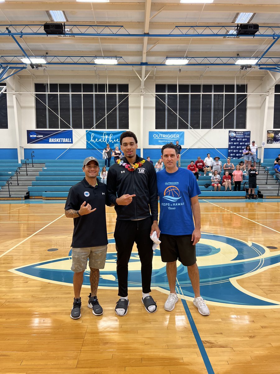 HoopsInHawaii's tweet photo. 🚨 Congrats! The 2023 Hoops in Hawaii Classic All-Tournament Team!
🏀 MVP Jaylin McCants ➡️ @UDHoops
🏀 Sean Gallery ➡️ @KnoxMBB
🏀 Sullivan Menard ➡️ @WhitworthMBB
🏀 Taydem Arguello ➡️ @UDHoops
🏀 Mikey Medlock ➡️ @LCPiosMBBall
🏀 Andrew Milot ➡️ @KnoxMBB
@OutriggerResort https://t.co/mAjxI2kjNN