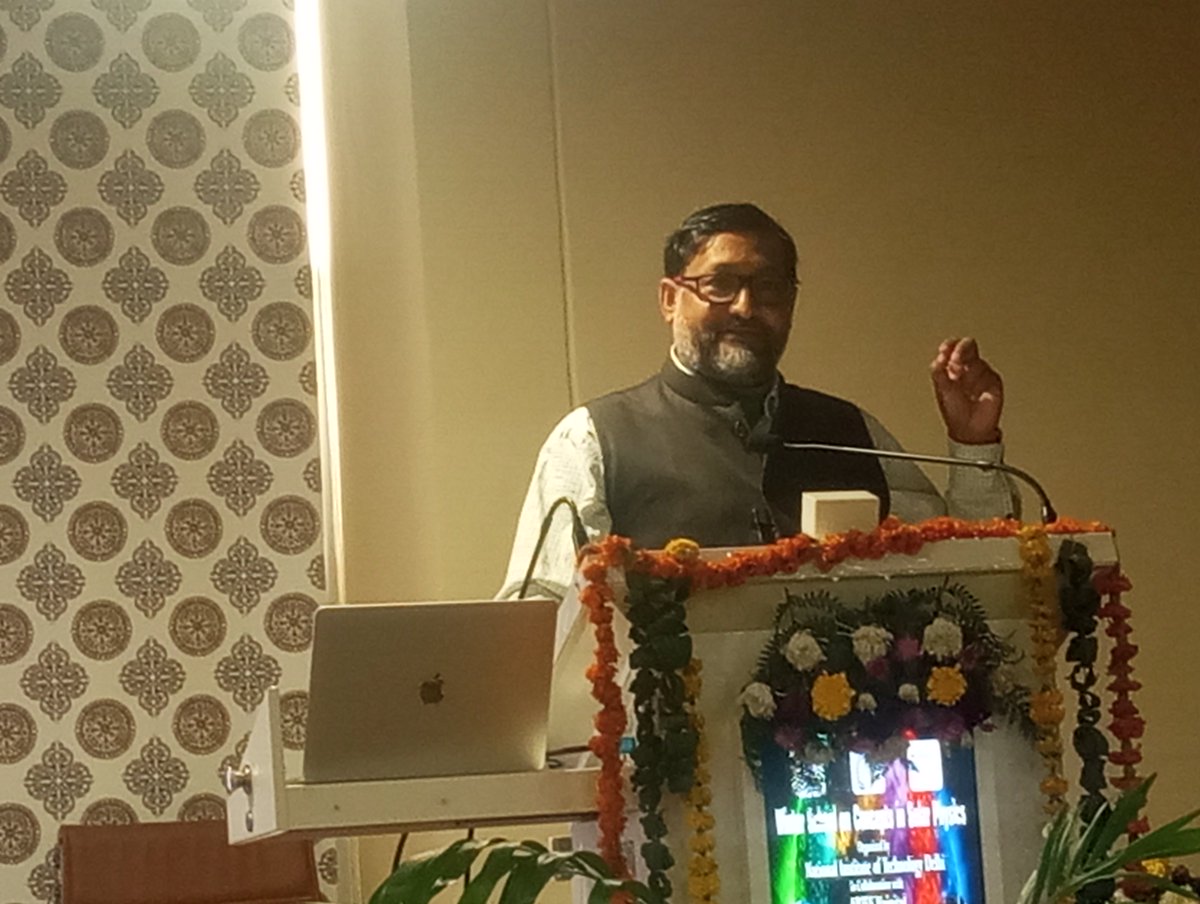 Prof. Dipankar Banerjee @dipu_iia , Director, @ARIESNainital and PI, @AdityaL1SC is delivering lecture at @NITDofficial on 23𝓷𝓭 𝓓𝓮𝓬𝓮𝓶𝓫𝓮𝓻, 2023, 𝓓𝓪𝔂 5 of 𝓦𝓲𝓷𝓽𝓮𝓻 𝓢𝓬𝓱𝓸𝓸𝓵 𝓸𝓷 𝓒𝓸𝓷𝓬𝓮𝓹𝓽𝓼 𝓲𝓷 𝓢𝓸𝓵𝓪𝓻 𝓟𝓱𝔂𝓼𝓲𝓬𝓼-2023.