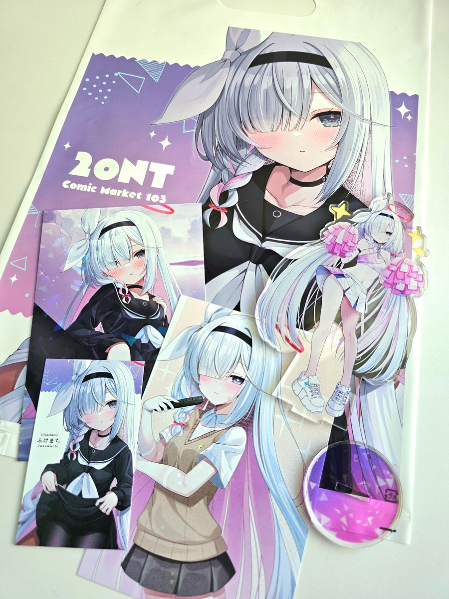 C103の新刊グッズセットはこんな感じです〜〜!!✨✨ここに新刊がつくよ!
ぜひお手にとっていただけると嬉しいです♪ 