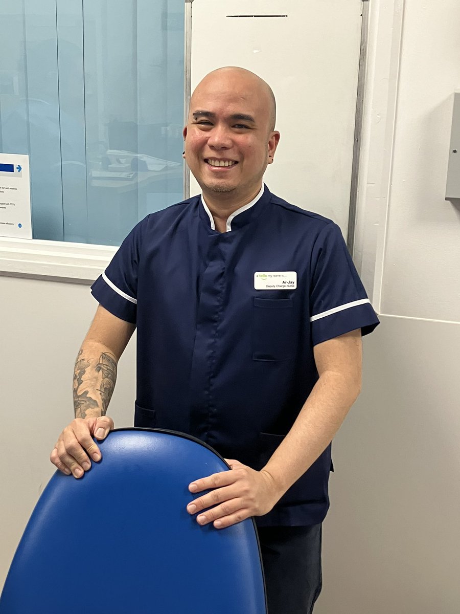 This is Ar-Jay, Deputy Ward Leader of #AMU @RCHTWeCare looking professional in his new mandarin collar tunic. The team are successfully focusing on improving the fundamentals of care to enhance patient experience @kimvon_o @Redsnapperswail @phighton1 @wiseemmielou @Lukemchaz