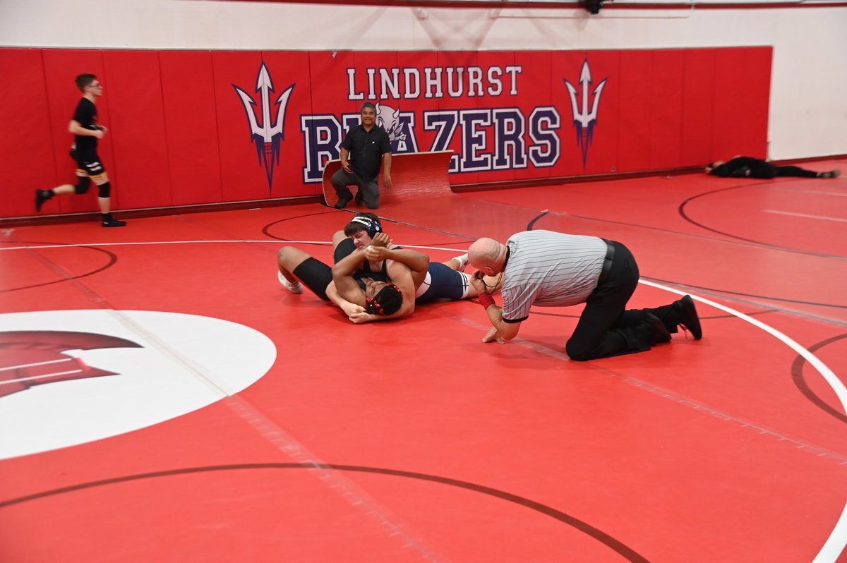 CMallingerSport's tweet photo. After a great season with State Finalist @PVVikingNews football, I had my first wrestling matches ever at the varsity duals tourney today as a freshman. 4-0 with 4 pins wrestling up a weight for 3 of the matches. Also finished the semester with a 4.0! https://t.co/o0Ip1gtY5r
