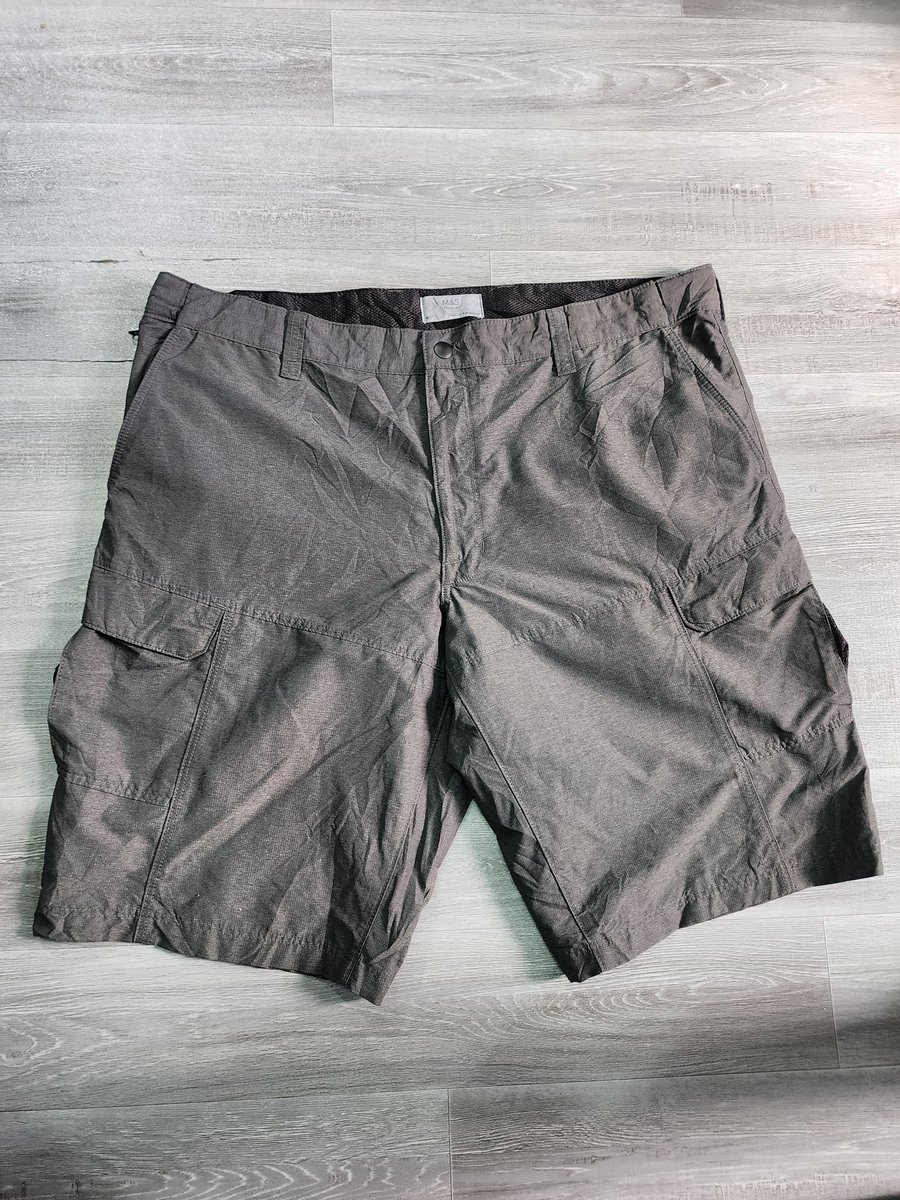 keymoolahKeem's tweet photo. Mkujie shorts  na vests mkienda coast msivae trousers
Shirts Available @800only
Dm/whatsapp 0707656809
Frame 1  waist 40
Frame 2 waist 38
Frame 3 waist 38
Frame 4 waist 36
@osoroKE @Osama_otero @_Mohkay @abuyamasta https://t.co/a1LSdaMOja
