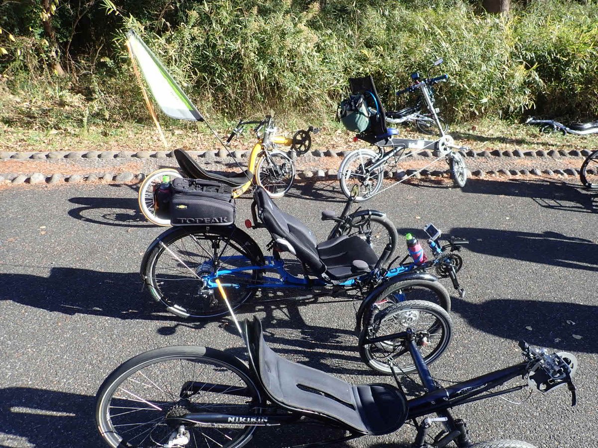 royiida4005's tweet photo. かなり久し振りに、#NiKIRIN さんのリカンベントファンデーに #BikeE で行って来ました。
https://t.co/0p38Iiz0Jv https://t.co/A6Z31gQXqk