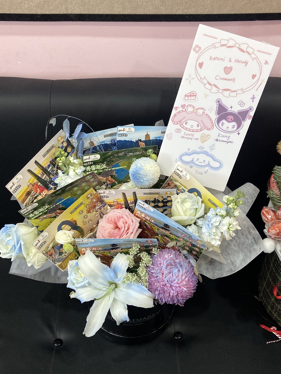 sunnyday_1227's tweet photo. Melody &amp; Kurom hope you can win the lottery this time~
@JakeB4rever 😂😂

Special Thanks My Kuromi @kimmmmychoi 👭🏻

#FuchixBuild
#BuildJakapan #Beyourluve https://t.co/Rc3kYTvYdR