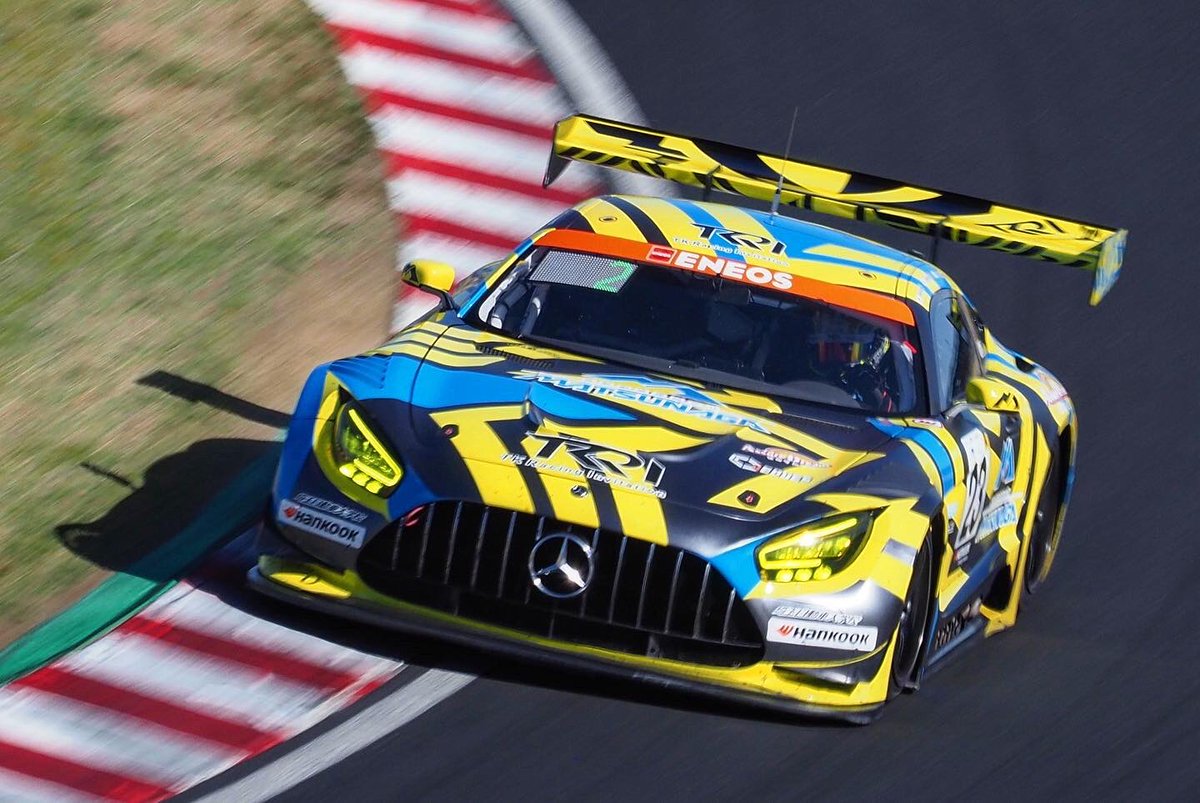 aki211rock's tweet photo. #eneosスーパー耐久シリーズ2023poweredbyhankook Rd.1
#鈴鹿サーキット 
#st_x
#tkri 
#tkri松永建設amggt3 
#daisuke 選手
#元嶋佑弥 選手
#中山友貴 選手
#mercedes #amggt3 
#スーパー耐久
#olympus 
#olympusomdem1markii
#カメラ好きな人と繋がりたい 
#ファインダー越しの私の世界 https://t.co/NYQ8j55Ltv