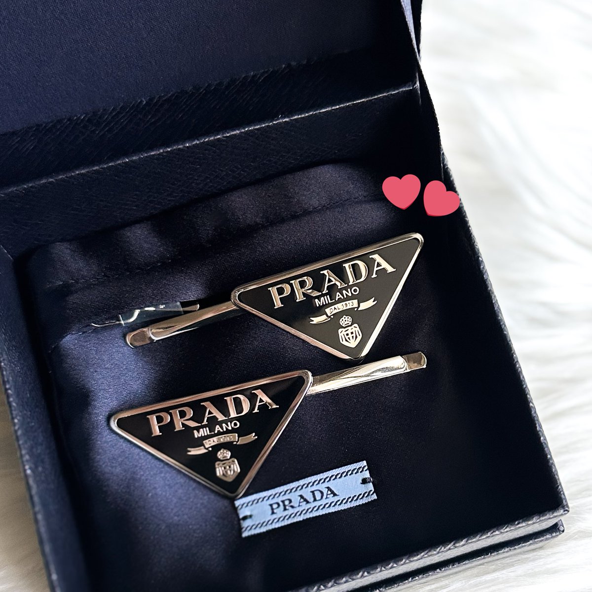 PRADAのヘアピンは今年買ってよかったもののひとつ！前から欲しかった