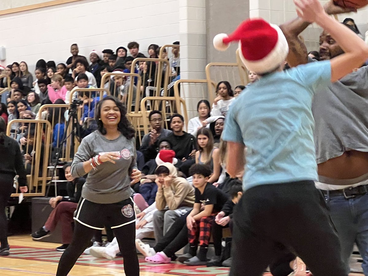 Dr. Carla M. McNeal (@drmcneal_hwms) on Twitter photo Basketball Jamboree fun! Great way to get some exercise while having a great time with our students! #DoWellBeWell #Jamboree <a href="/AlisonY8S/">Alison Yates</a> <a href="/MrDoggettRMS/">Michael Doggett</a> <a href="/HallieWellsMS/">HallieWellsMS</a> Basketball Jamboree fun! Great way to get some exercise while having a great time with our students! #DoWellBeWell #Jamboree <a href="/AlisonY8S/">Alison Yates</a> <a href="/MrDoggettRMS/">Michael Doggett</a> <a href="/HallieWellsMS/">HallieWellsMS</a>
