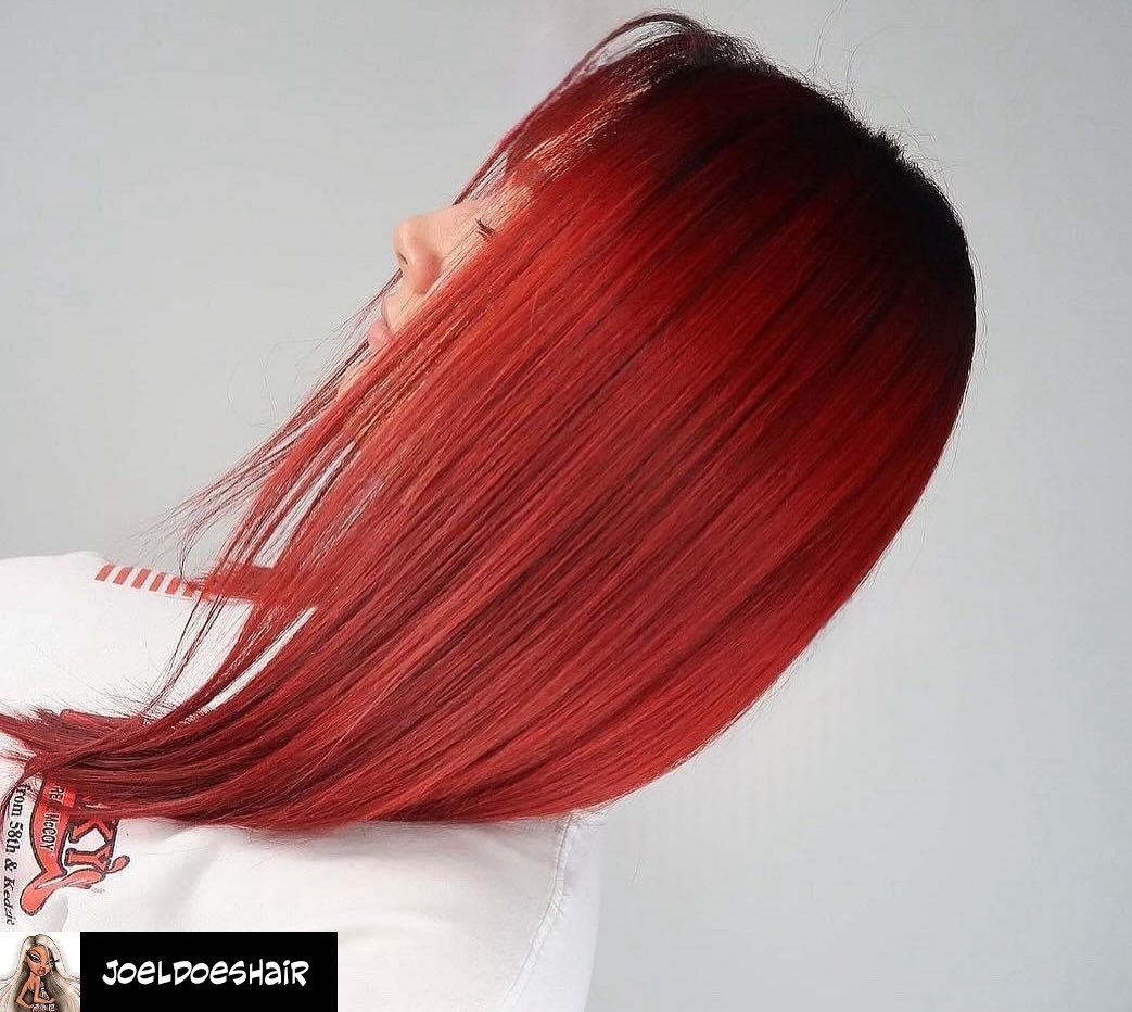 ❤️🔥
.
.
.
.
.
Reposted @joeldoeshair 

#modernsalon #behindthechair #stylistssupportingstylists #imallaboutdahair #fuckinghair #olaplex #americansalon #guytangmydentity #pravana #hotonbeauty #hotforbeauty #hairsquad #hairpainters #framar #cosmoprofbeauty #saloncentric