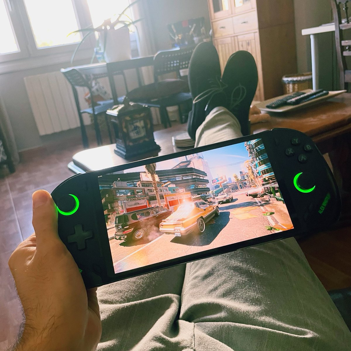 Alex White 💎 tweet media