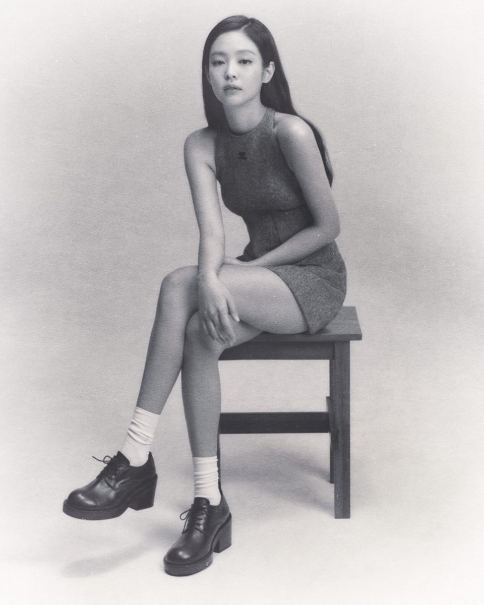 iambunnybunny's tweet photo. ค่าย ODDATELIER⭐️

OA ซึ่งย่อมาจาก ODD ATELIER เป็นพื้นที่ที่ มีจุดมุ่งหมายเพื่อสร้างสิ่งใหม่ๆ ที่ดึงดูดความสนใจ ในรูปแบบที่แตกต่างจากสิ่งที่ปกติหรือคาดหวัง เป็นค่ายเพลงที่ก่อตั้งโดยศิลปิน JENNIE ในเดือนพฤศจิกายน 2023

//ค่ายใหม่ก่อตั้งโดยเจนนี่ ชีเริ่มเกมละ😭😭

#JENNIE https://t.co/RM4MpzmDJI
