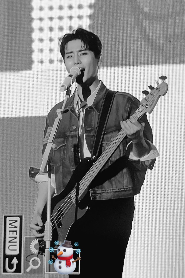 jjacktory8's tweet photo. 221223 선물콘 중콘
#성진 #영케이 #영현 #DAY6 #데이식스 https://t.co/SM1BHV0OgS
