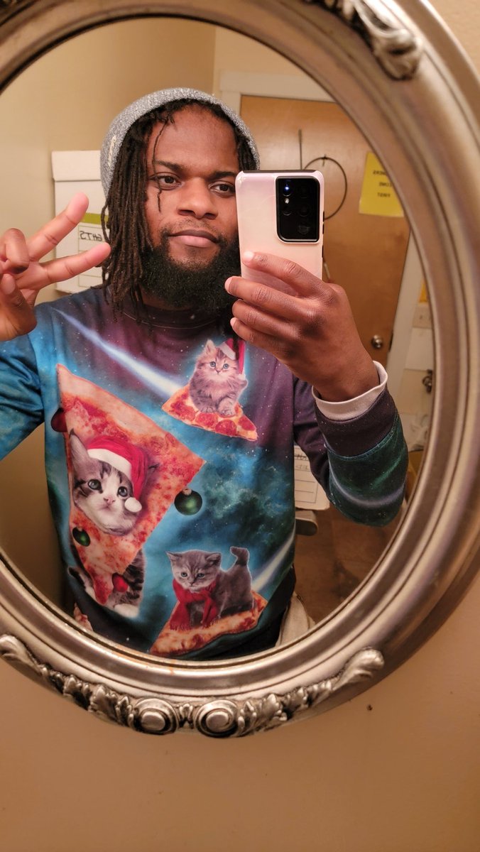 alienXboiii's tweet photo. Holiday sweaters for work, from the last couple days. I rlly dug thru my 2015/2016 scene/hipster wardrobe for these lol
#eboy #nsfwtwt #sellingcontent #nsfwcontent #sellingnudes #bi #bisexualman #queer #swtwt #swer #swertwt #maleswer #queercontent #stoner https://t.co/aodXPs1KoQ