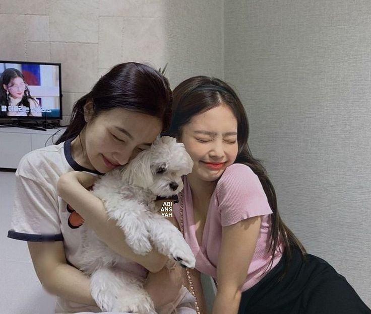 desember, M-nya bukan joMblo kan ya jen?