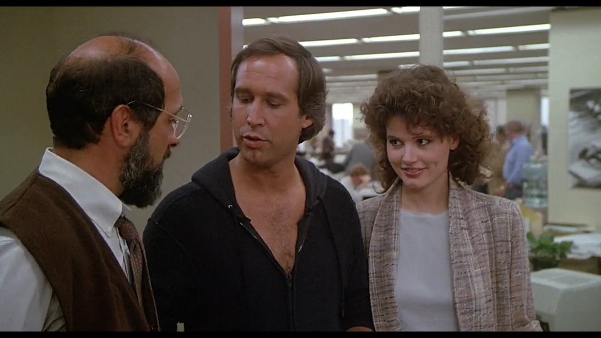 mymoviecaps's tweet image. Film:#Fletch
Director:#MichaelRitchie
Cast:#ChevyChase
#DanaWheelerNicholson

An investigative  news reporter is bribed to murder a millionaire dying of cancer.However when the truth is revealed that  this man is healthy, sends him searching for a  larger and more in depth story.