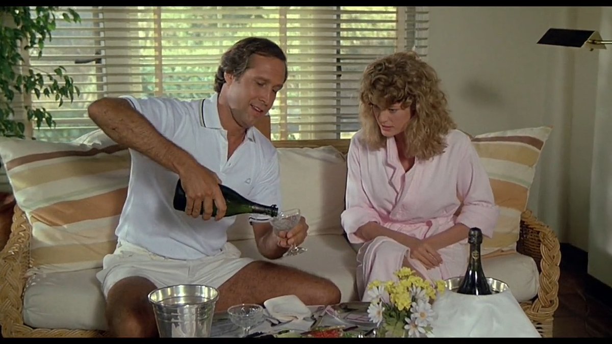 mymoviecaps's tweet image. Film:#Fletch
Director:#MichaelRitchie
Cast:#ChevyChase
#DanaWheelerNicholson

An investigative  news reporter is bribed to murder a millionaire dying of cancer.However when the truth is revealed that  this man is healthy, sends him searching for a  larger and more in depth story.