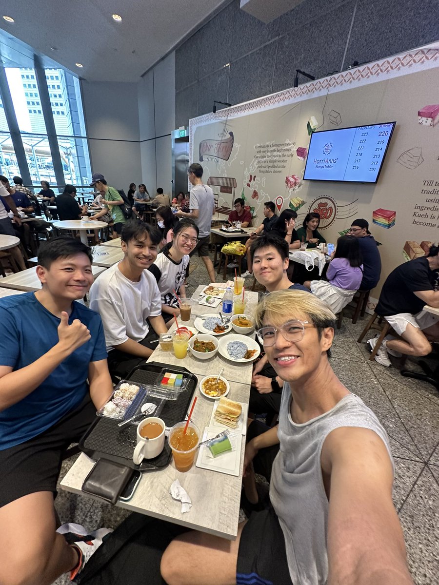 time to sightsee!

-Walks up 1 level from the arcade-

<a href="/Sibbss_/">bricks</a> <a href="/HanbinSG/">HANBINハンビン</a> <a href="/kukumalu890/">Kukumalu</a> <a href="/emilycxww/">Gachime 🌸</a>